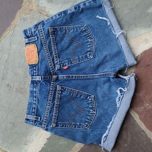 Levi's  Vtg  550 cut  off  jean  shorts